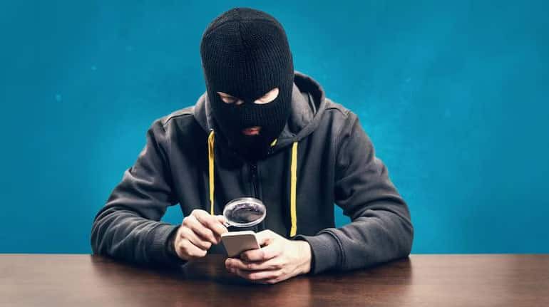 DOT ने फर्जी अंतर्राष्ट्रीय नंबरों से आने वाले कॉल बंद करने के निर्देश दिए, अब नहीं आएंगे +86, +87, +89 नंबर सीरीज के कॉल