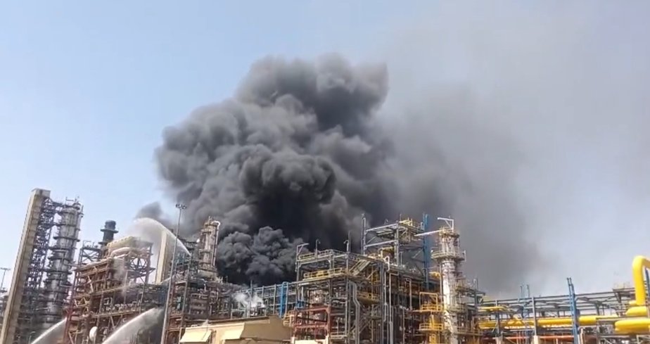 बालोतरा की पचपदरा रिफाइनरी में भीषण आग, लोकार्पण से पहले हादसा