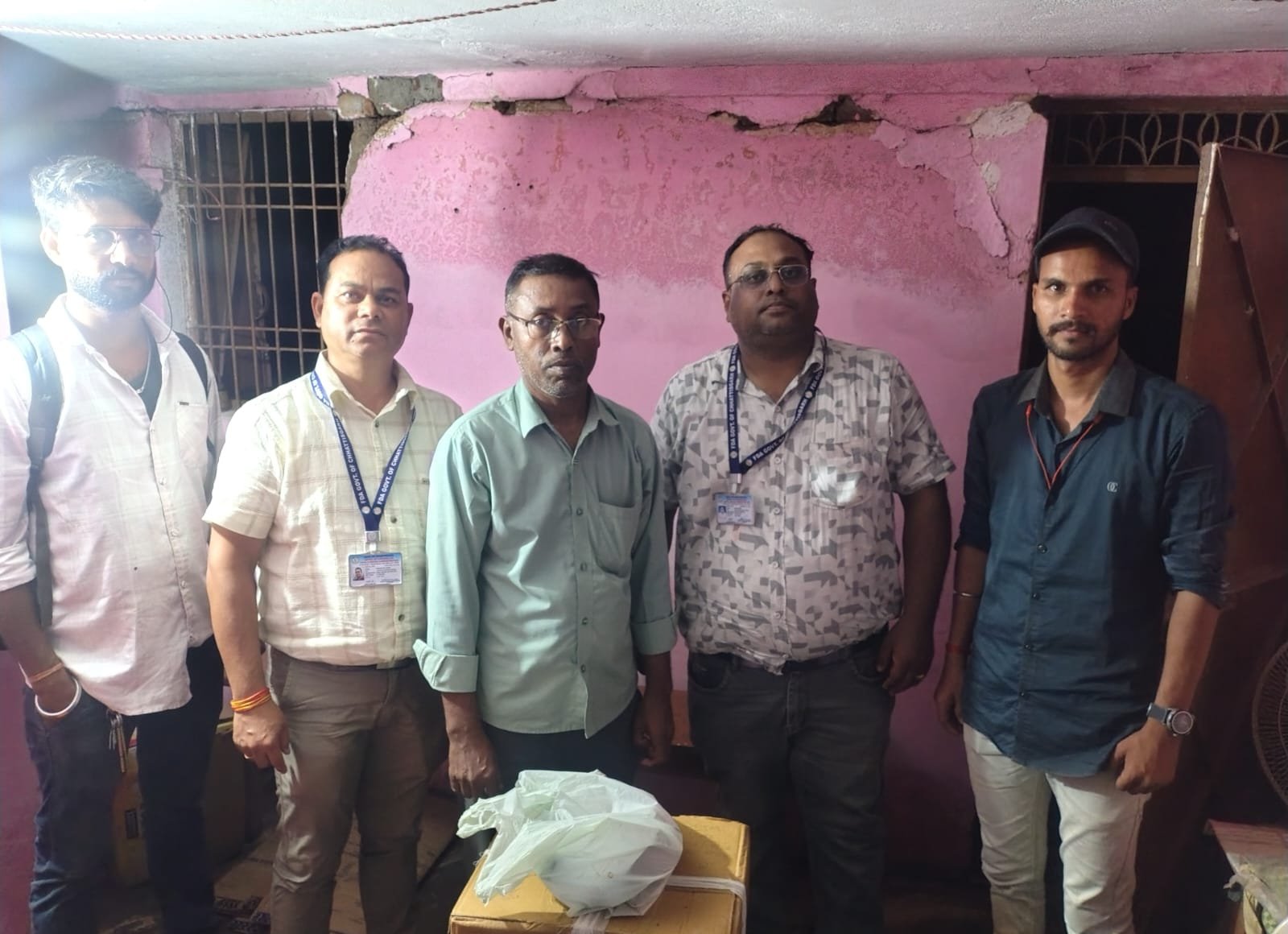खमरिया में बिना औषधि अनुज्ञप्ति के 36 प्रकार की दवाइयां जब्त